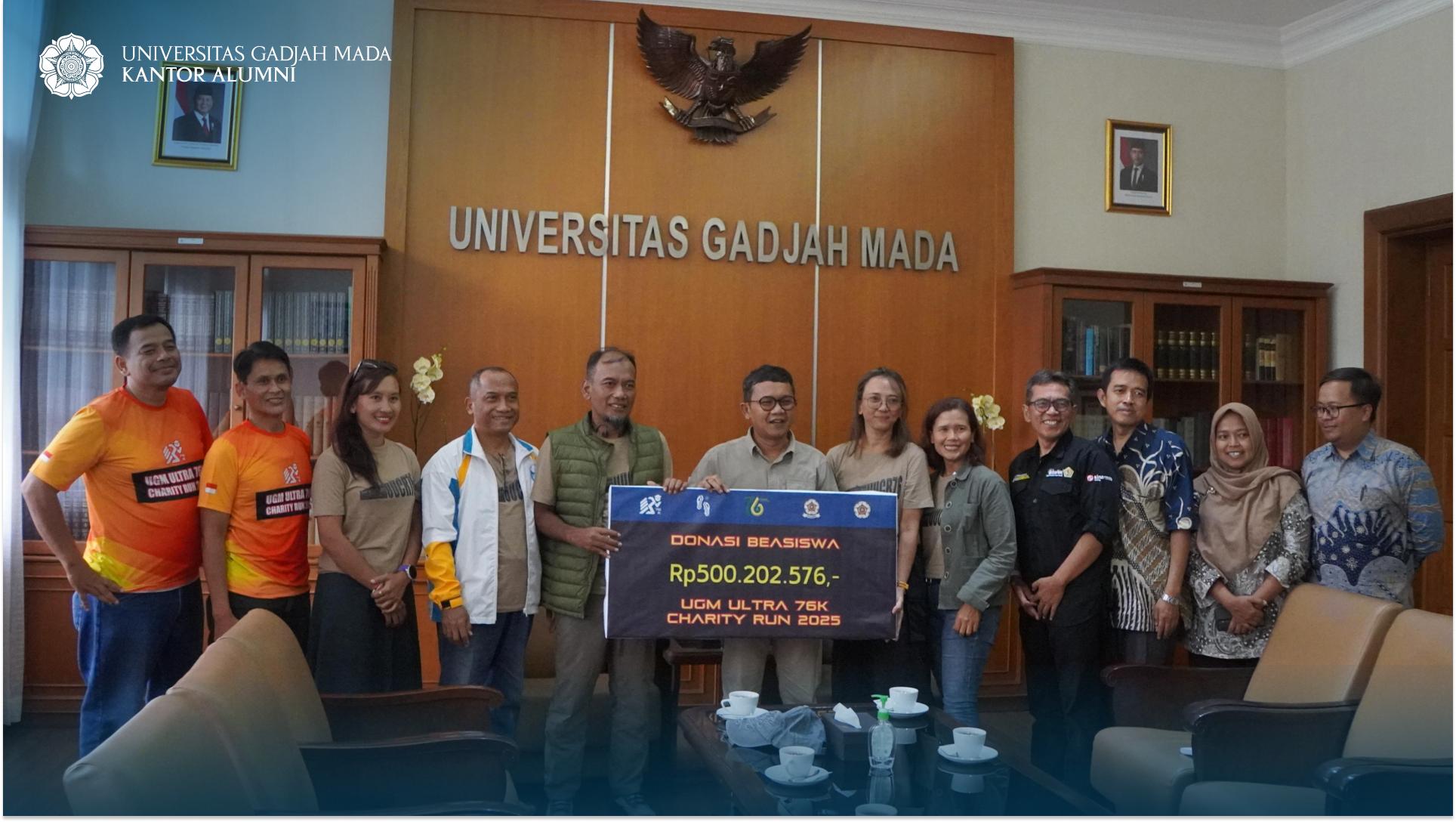  UGM Bersama KLUB Wujudkan Kebermanfaatan akan Masyarakat Luas Melalui Penyerahan Donasi Kegiatan UUCR 2025 